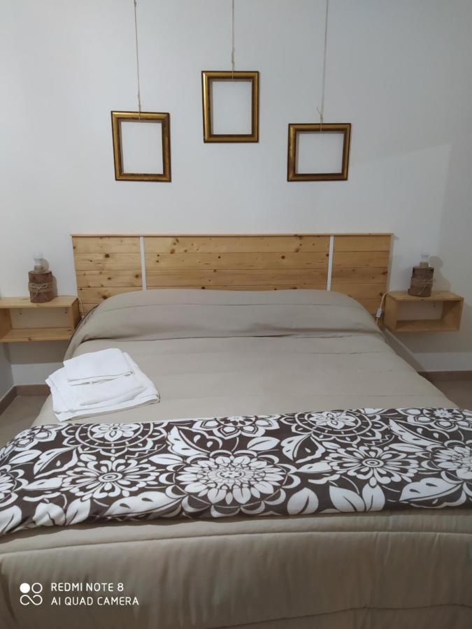 Bed & Breakfast Acquaviva Di Vullo Vincenzo Acquaviva Platani Exterior photo